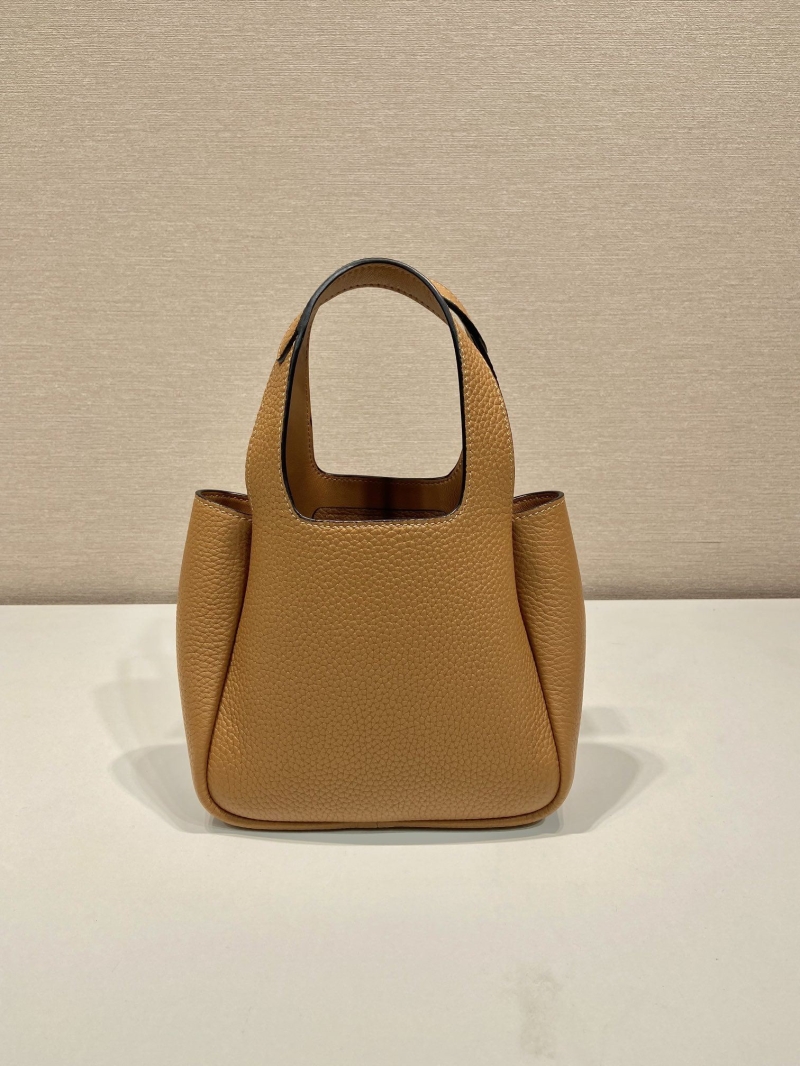 Pra*a bucket bags